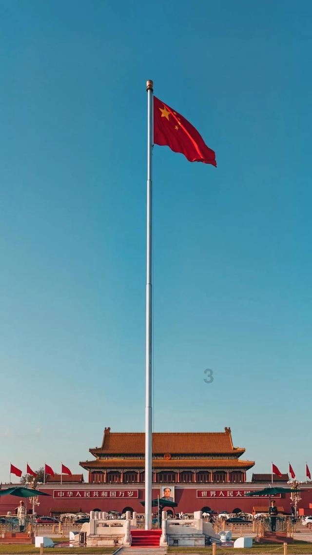 彩虹生日蛋糕